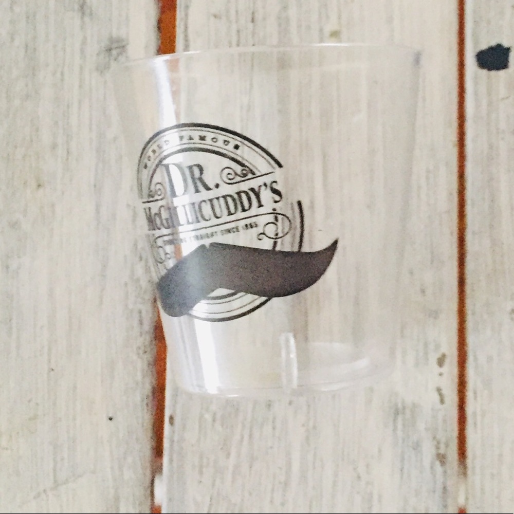 Dr McGillicuddys shot glasses plastic set of 5